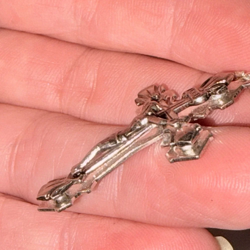 Purple Amethyst Faceted Glass Bead Rosary Silver Tone Crucifix Virgin Mary 18.5